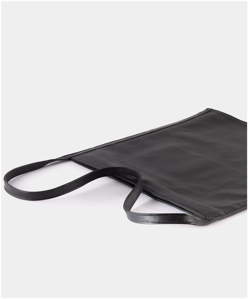 CROSS-BODY PORTFOLIO